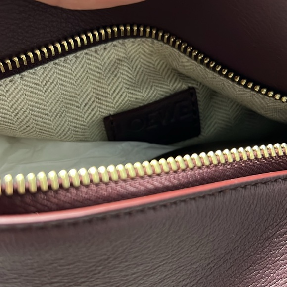 *SOLD* NWT Loewe small edge puzzle bag in dark burgundy - Picture 12 of 16